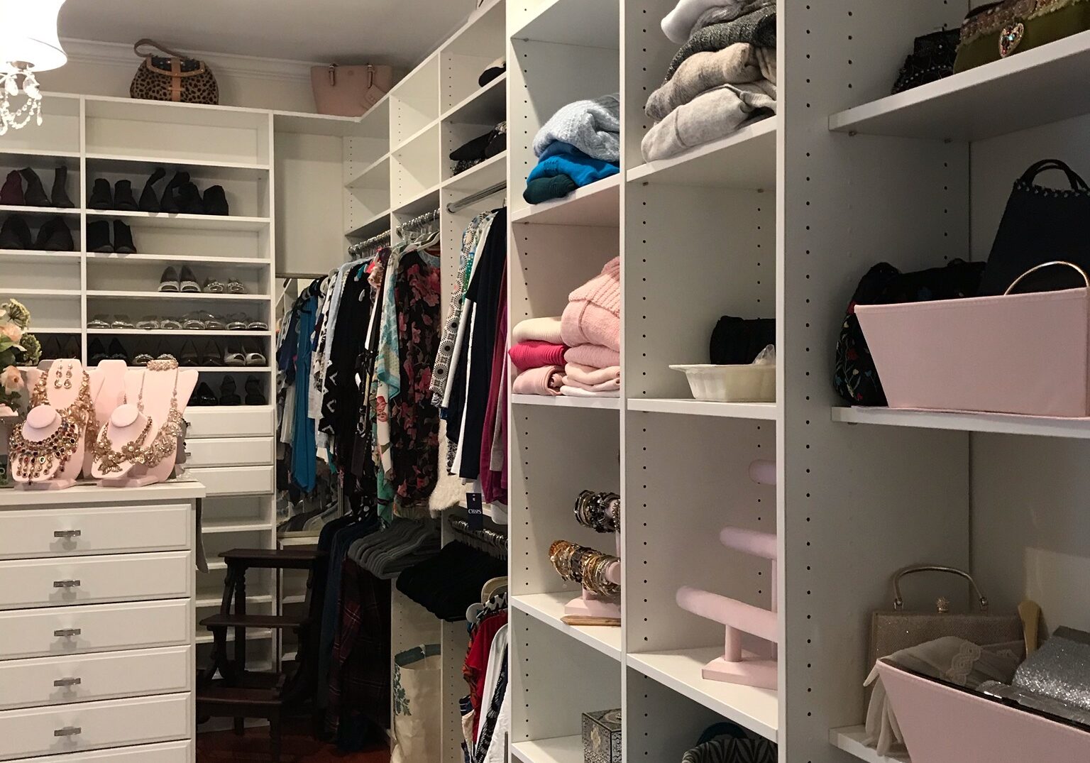 custom-walk-in-closet-jamison