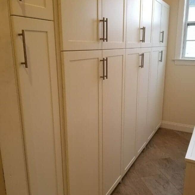 laundry-mudroom-cabinets-1